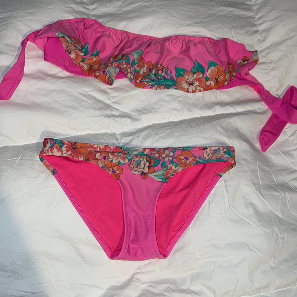 American eagle xs 2 piece bathing suit